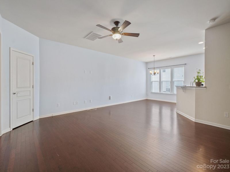 6404 Silver Star Ln, Charlotte, NC 28210
