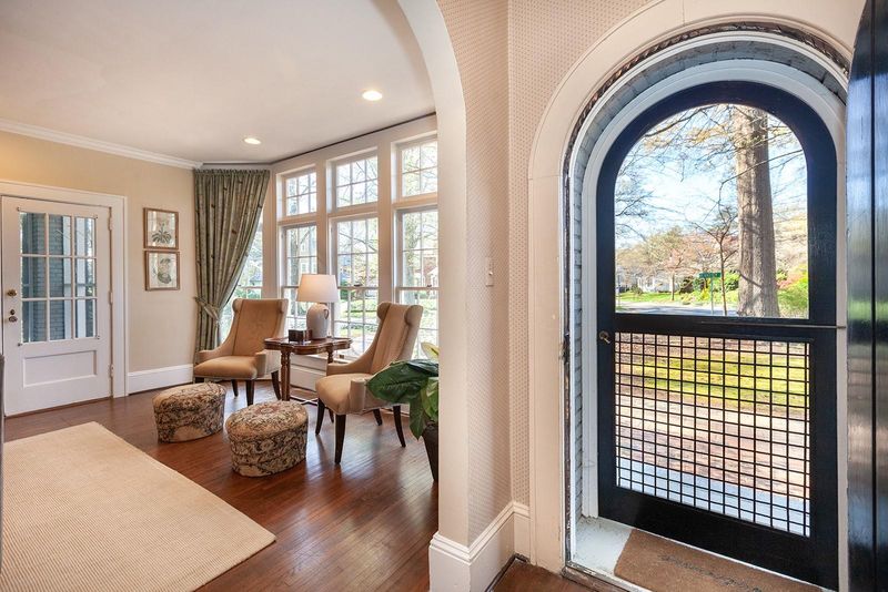 1001 Berkeley Ave, Charlotte, NC 28203