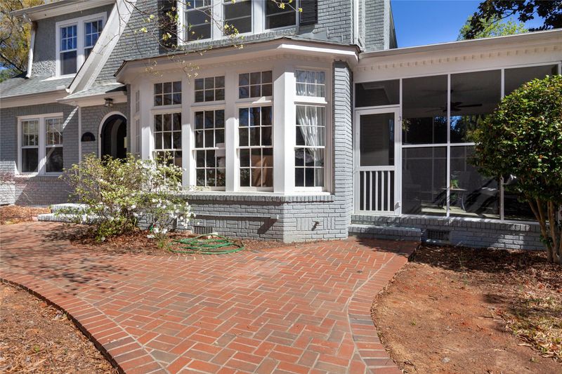 1001 Berkeley Ave, Charlotte, NC 28203