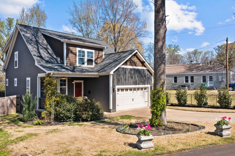 2227 Parson St, Charlotte, NC 28205