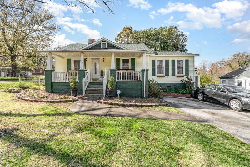 504 Terrace Dr, Kannapolis, NC 28083