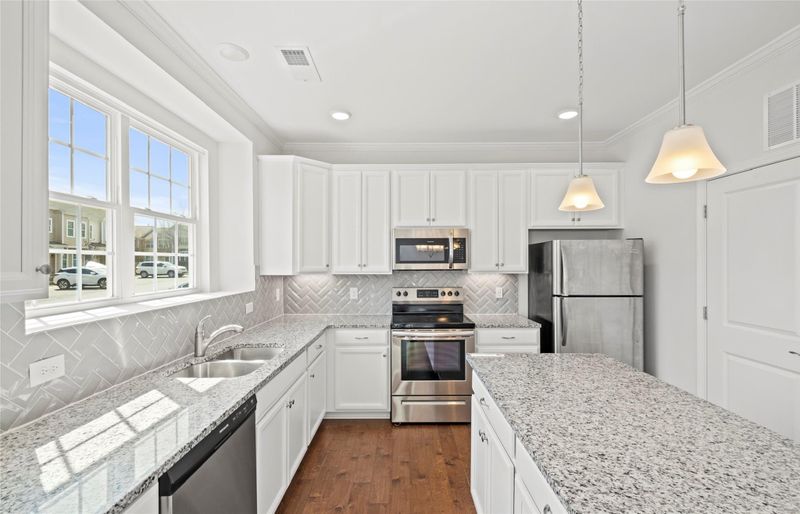 741 River Park Rd, Belmont, NC 28012