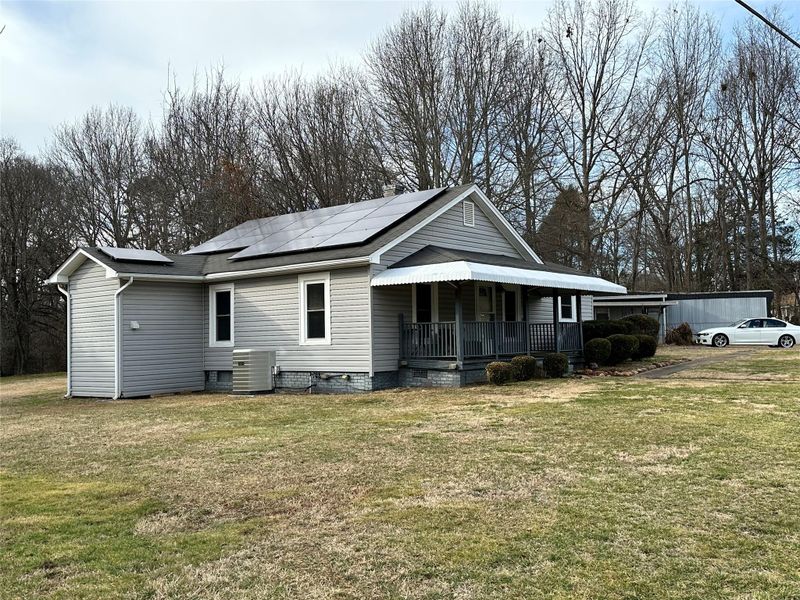 500 37th St SW, Hickory, NC 28602
