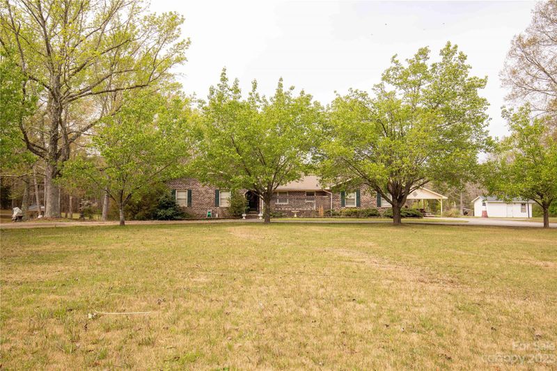 1089 Garnette Rd, Lancaster, SC 29720