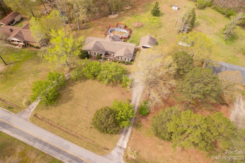 1089 Garnette Rd, Lancaster, SC 29720