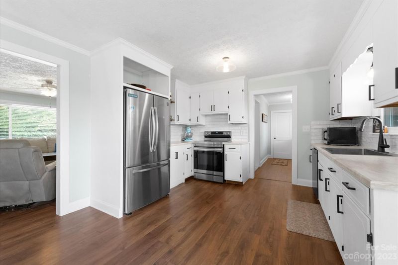 7895 Barkley Rd, Sherrills Ford, NC 28673