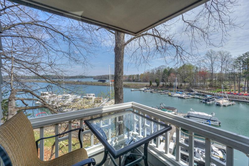 242 Northwest Dr, Davidson, NC 28036