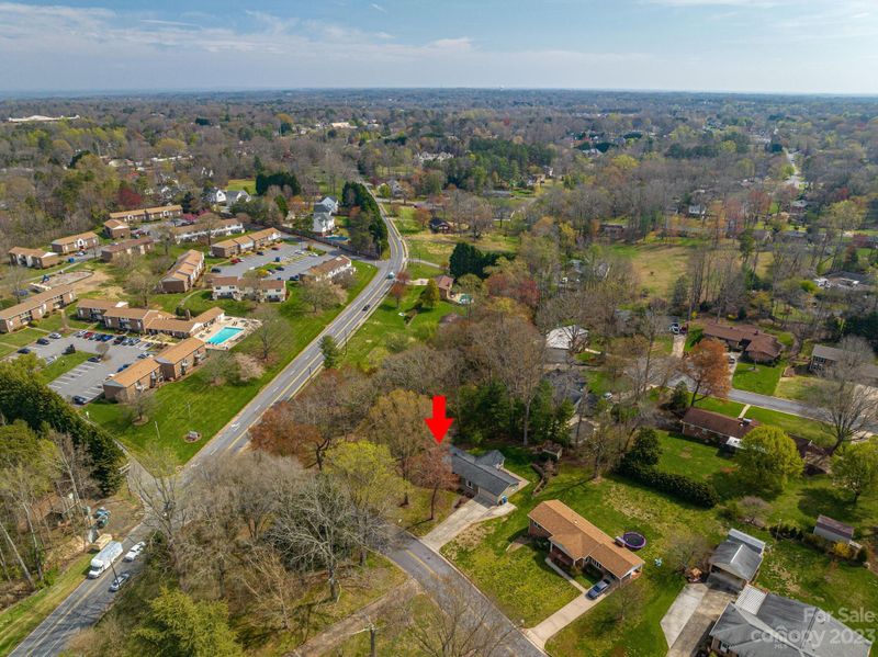 2020 12th St NE #90, Hickory, NC 28601