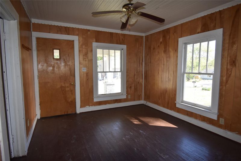 320 26th St, Hickory, NC 28602