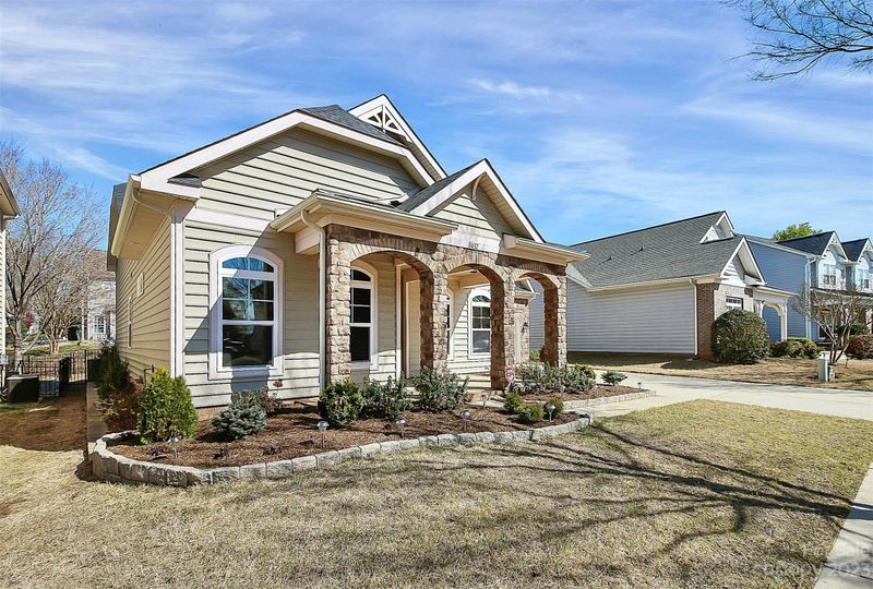 8432 Whitehawk Hill Rd, Waxhaw, NC 28173