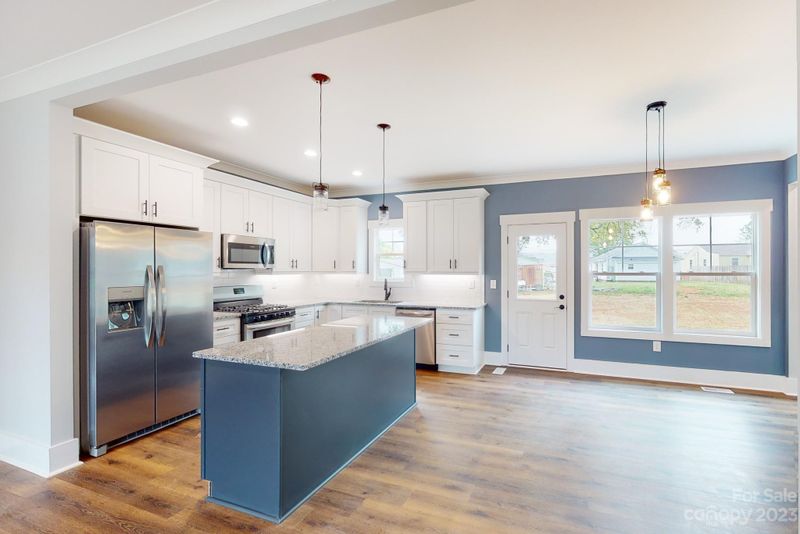 203 School St, Belmont, NC 28012