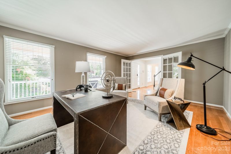 5616 Merrymount Dr, Charlotte, NC 28226