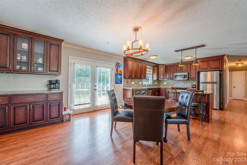 3619 Heather Ln, Gastonia, NC 28056