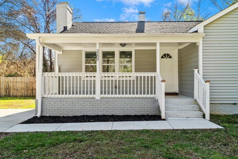 3200 Capitol Dr, Charlotte, NC 28208