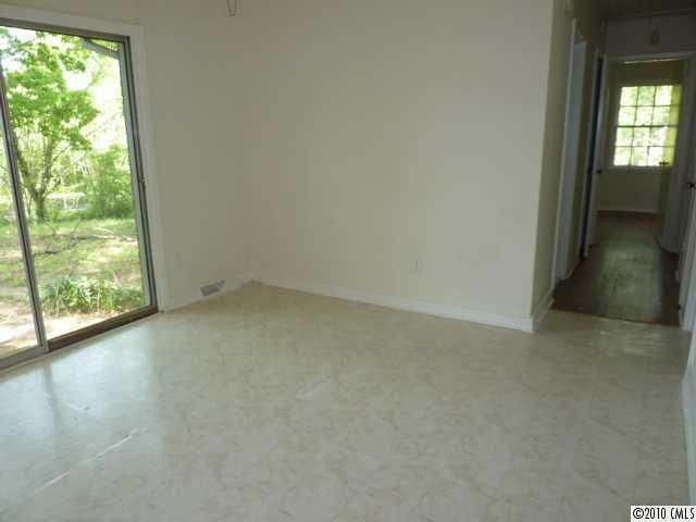 4009 Corry Dr, Charlotte, NC 28215