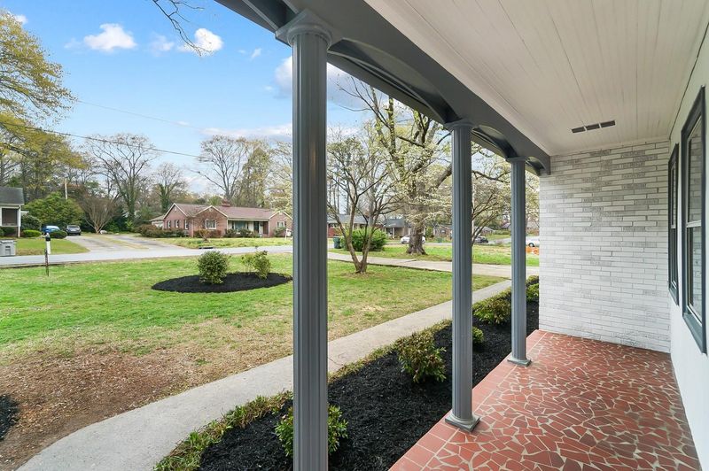 1722 Fairfield Dr, Gastonia, NC 28054