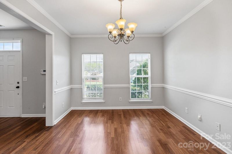 9911 Barbee Dr, Charlotte, NC 28269