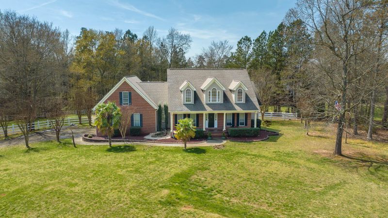 1104 Alysheba Ct, York, SC 29745