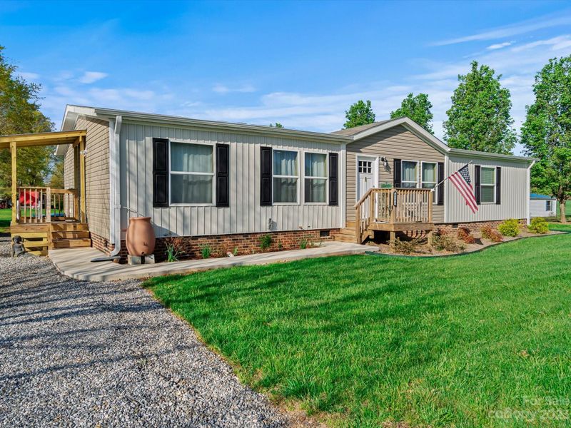6383 Sherrills Ford Rd, Catawba, NC 28609