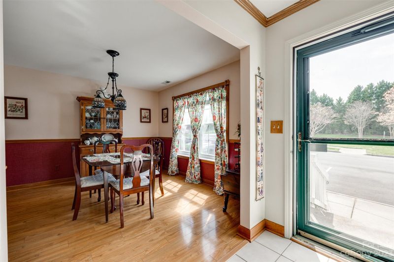 7566 Pilot Cove Ct, Denver, NC 28037