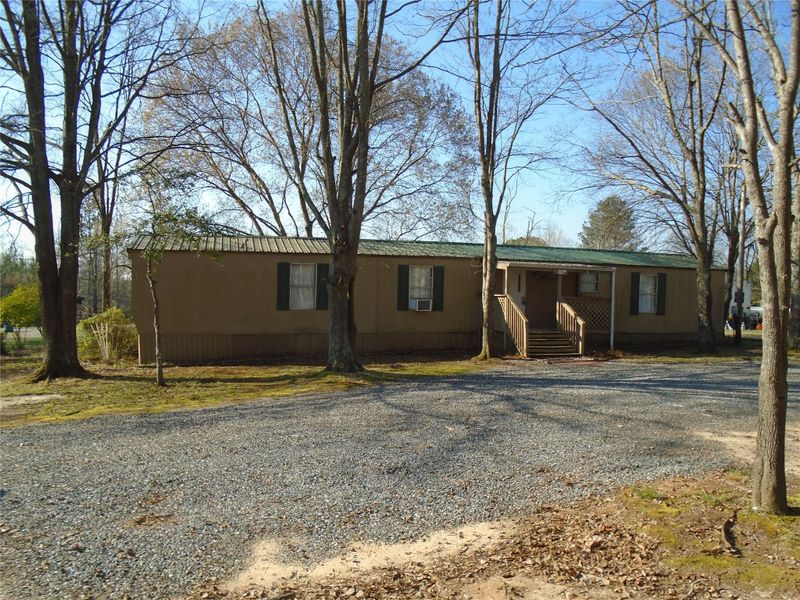1847 Rollins Dr, Catawba, NC 28609