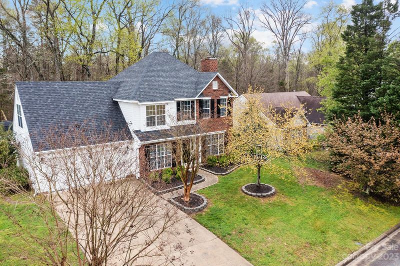 240 Forest Pond Rd, Kannapolis, NC 28083