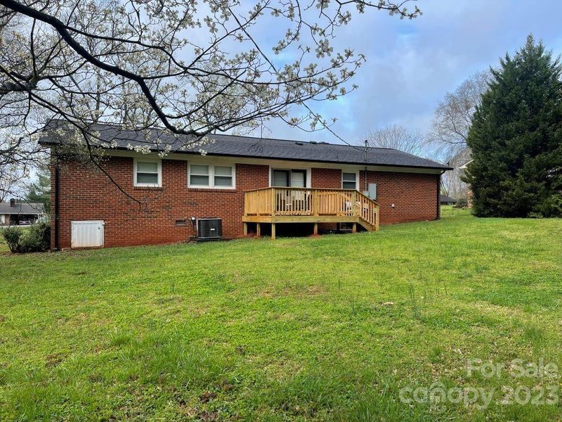 1548 Home Trl, Lincolnton, NC 28092
