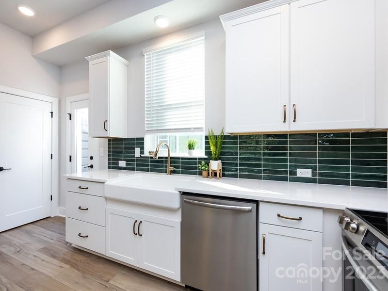2025 Summey Ave, Charlotte, NC 28211