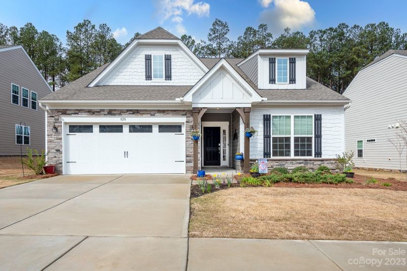 820 Botticelli Ct, Mount Holly, NC 28120