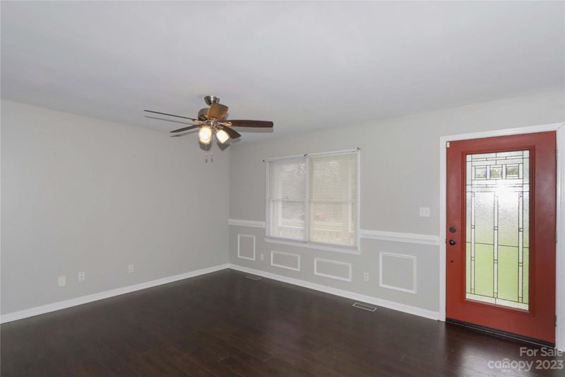 138 Tower Dr, Statesville, NC 28677