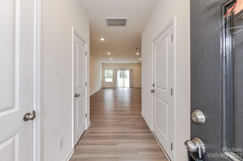 129 Harpers Run Ln, Matthews, NC 28104