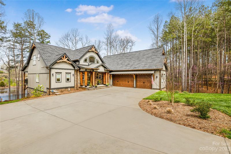 6652 Goose Point Dr, Denver, NC 28037