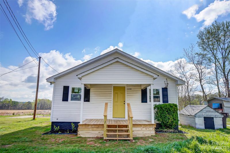 1204 Guinn Ave, Kannapolis, NC 28083