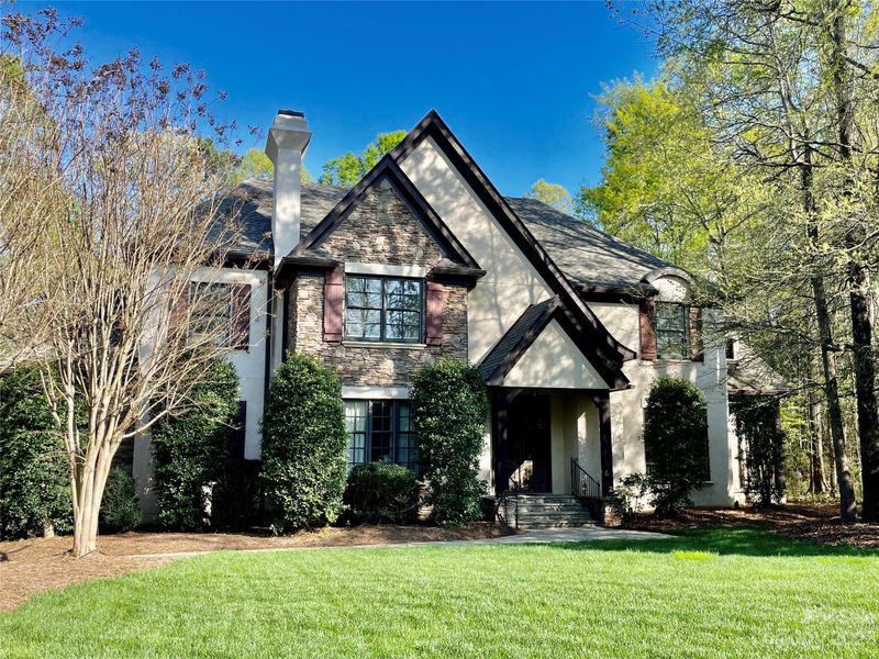 8401 Cheverny Dr, Waxhaw, NC 28173