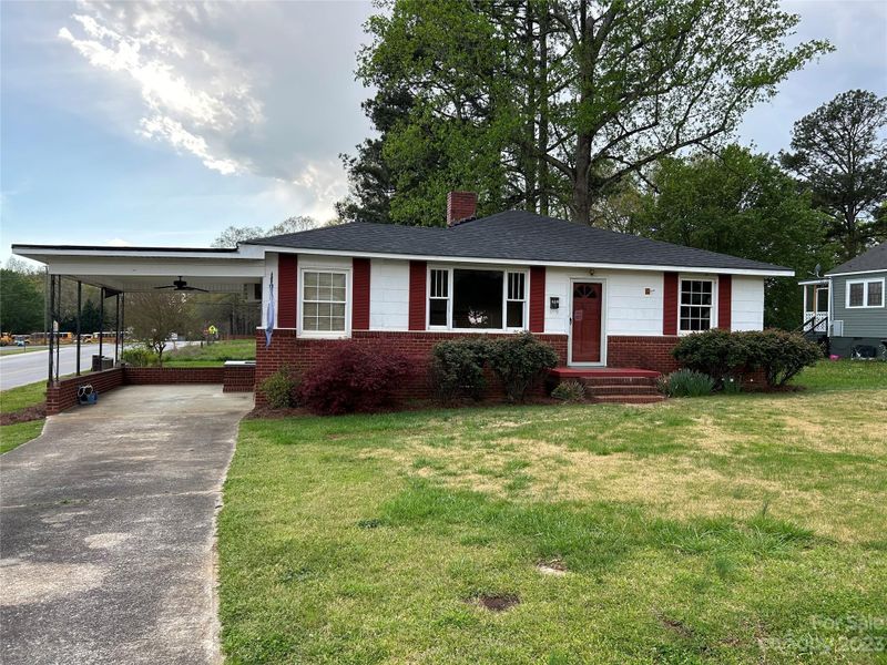 414 S Chester St, Blacksburg, SC 29702