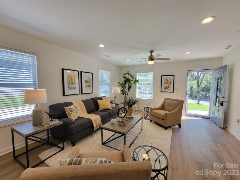 2531 Darren Dr, Gastonia, NC 28054