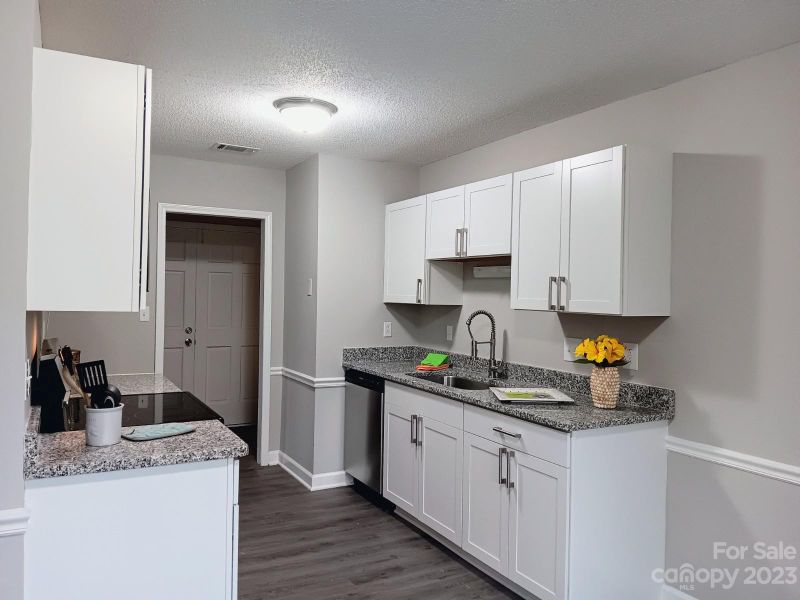 4507 Elm Field Ct, Charlotte, NC 28227