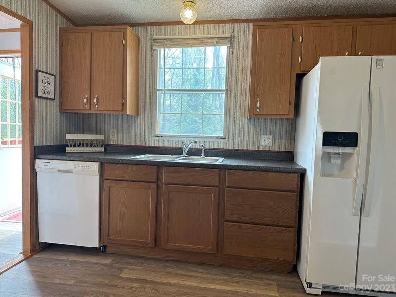 3285 Bendwood Rd, Newton, NC 28658