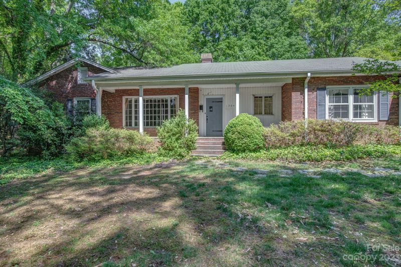 1304 Fairfield Dr, Gastonia, NC 28054