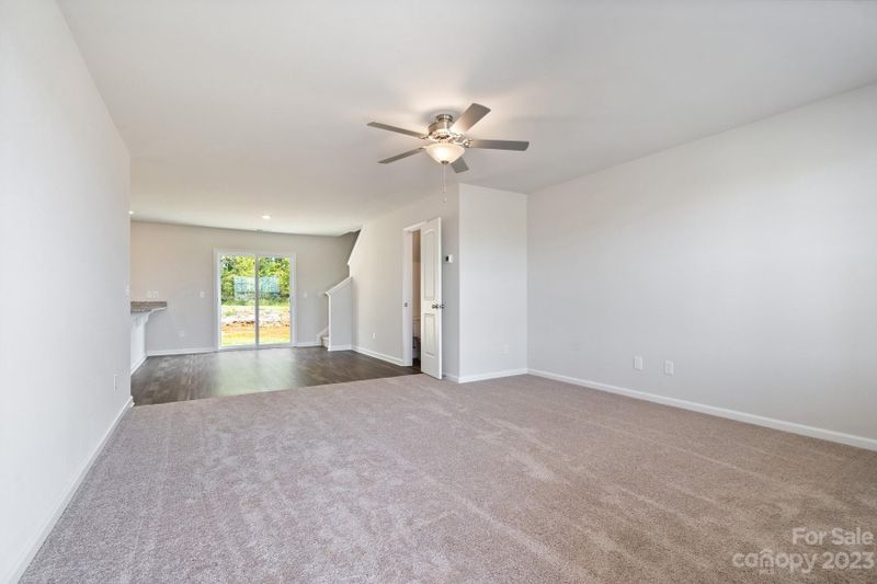 5012 Wolfridge Ave, Charlotte, NC 28214