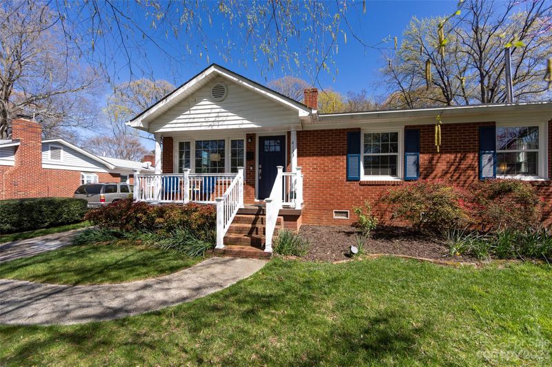 4133 Leeds Dr, Charlotte, NC 28205