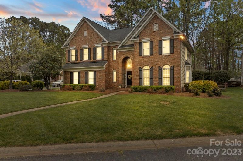 12412 Cedar Post Ln, Charlotte, NC 28215