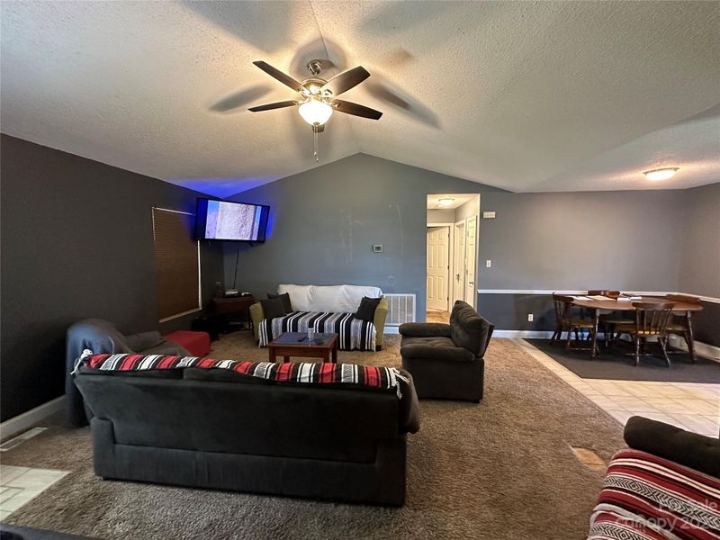 1508 Prison Camp Rd, Newton, NC 28658