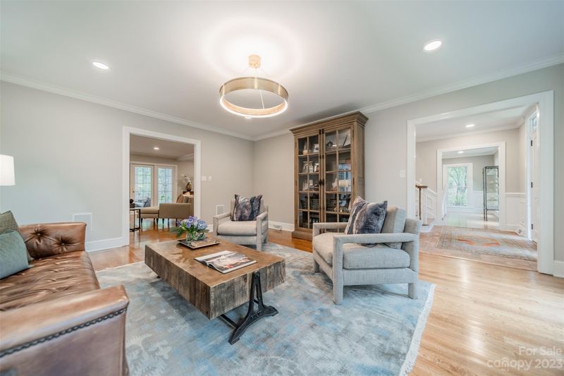5207 Mcalpine Farm Rd, Charlotte, NC 28226