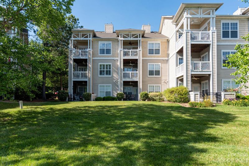 18742 Nautical Dr #306, Cornelius, NC 28031