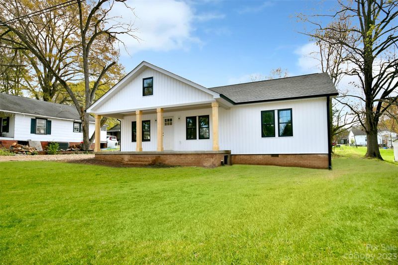 209 Church St, Stanley, NC 28164