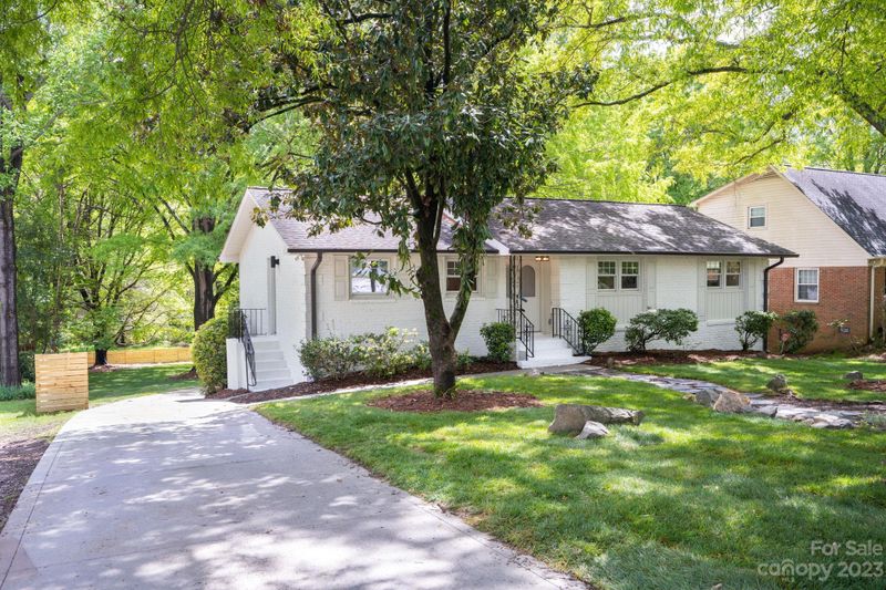 1208 Worcaster Pl, Charlotte, NC 28211