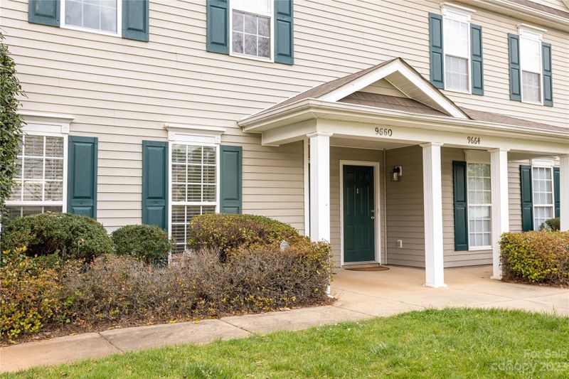 9660 Littleleaf Dr, Charlotte, NC 28215