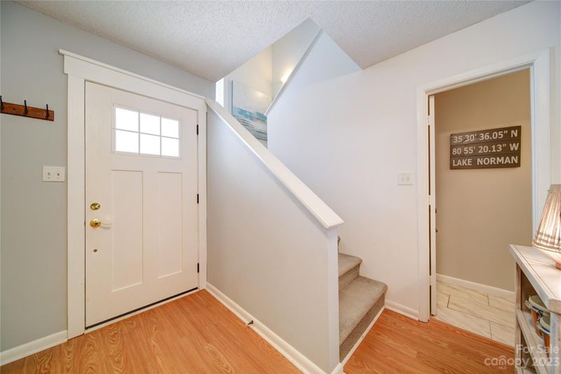 7538 Mariner Cove Dr, Cornelius, NC 28031