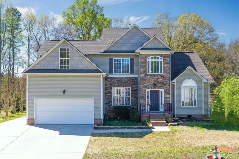 7729 Mccarron Way, Charlotte, NC 28215